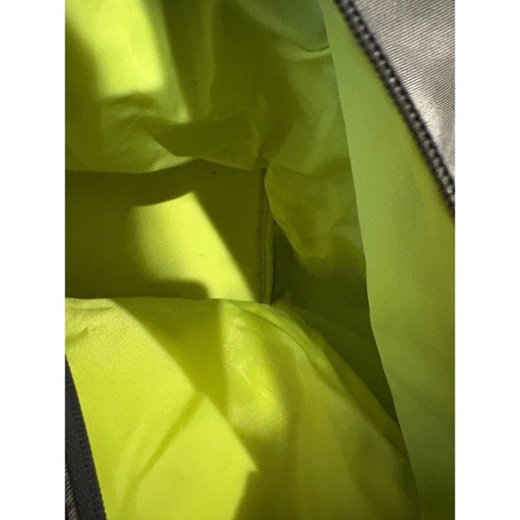 Under Armour Gray Black Tote Bag Gym Travel Carry On Bag Duffle - Picture 8 of 9